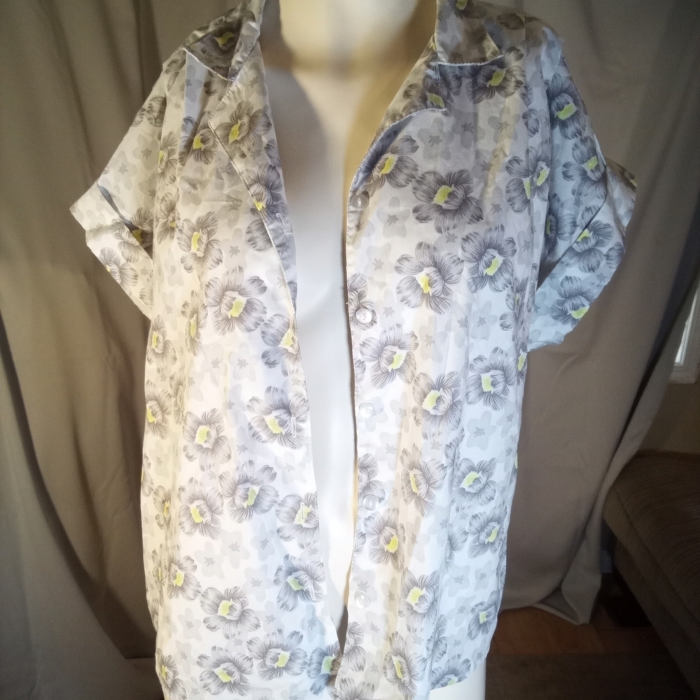 Floral Short Sleeve Button-Up Shirt
